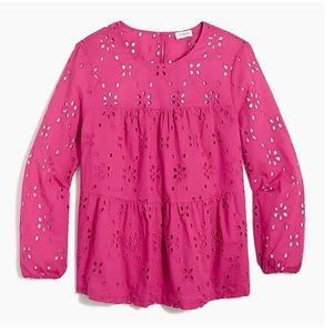 Eyelet tiered popover top